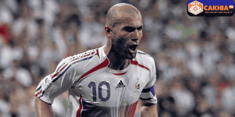 Zinédine Zidane - Tuổi thơ tại Marseille và những năm tháng hình thành nhân cách