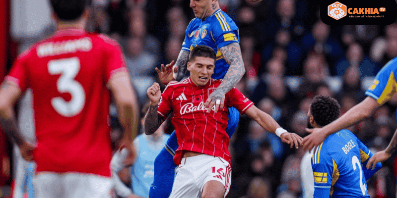 Leeds United – nhiệt huyết nhưng mong manh